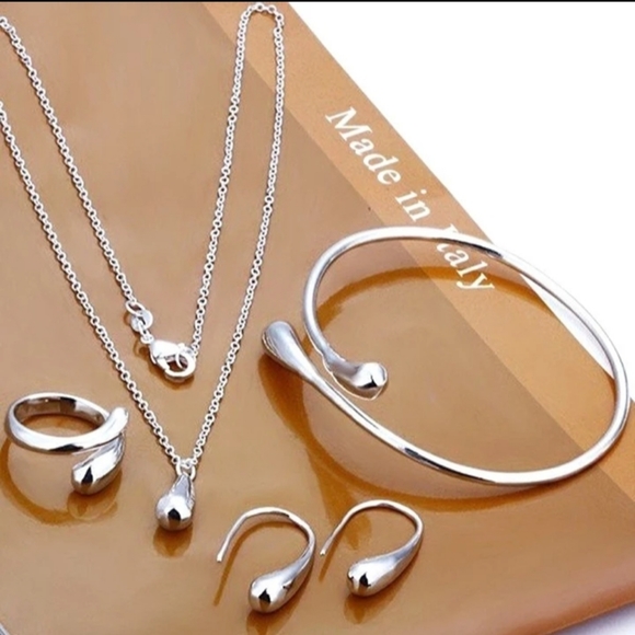 Jewelry - 🎀925 Sterling Silver 4pc Jewelry Set